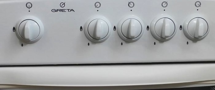 How to quickly clean the handles of a gas stove from dirt and dried grease