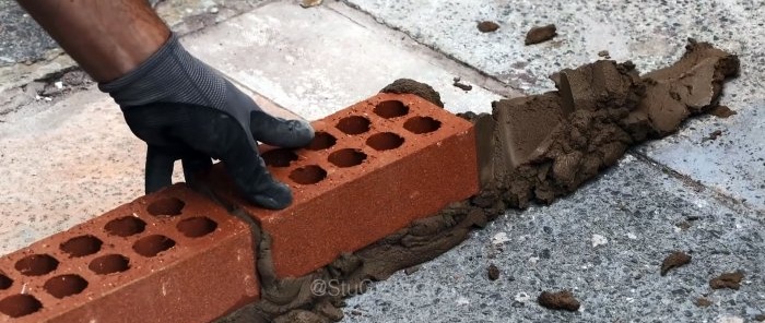 We make a beautiful staircase on the porch from bricks and tiles with our own hands