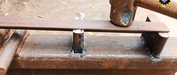 How to bend a steel angle without a machine using a simple device