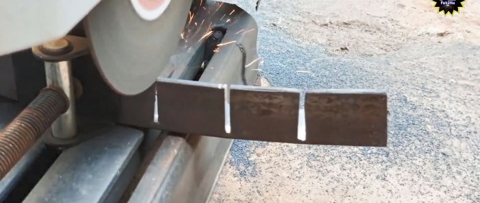 How to make a heavy-duty arched box from angle steel