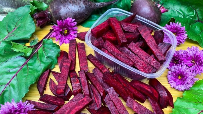 4 ways to freeze raw beets for the winter