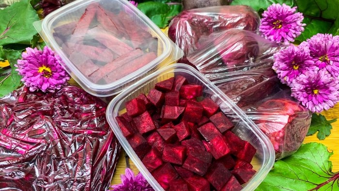 4 ways to freeze raw beets for the winter