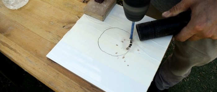 How to drill a tile under a socket box with a crown or a thin drill