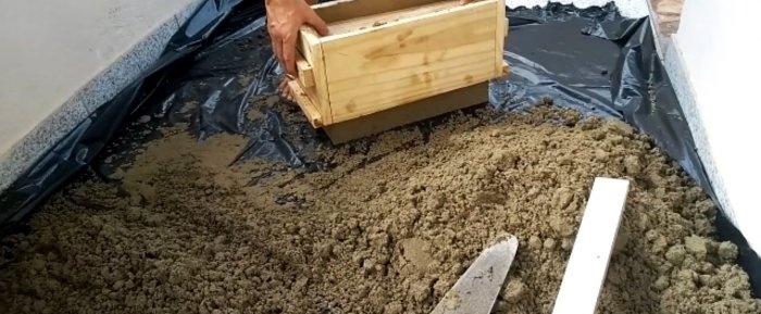 How to make a simple mold for casting cement blocks from boards and PVC pipe