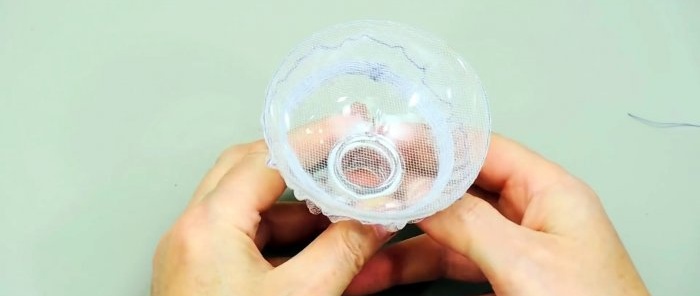 High-quality do-it-yourself respirator made from PET bottles