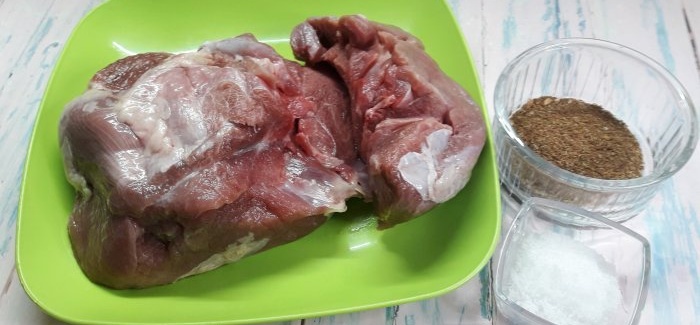 How to cook real boiled pork in a glass jar