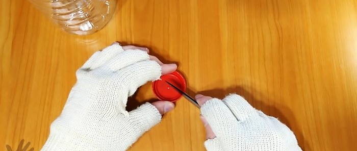 How to unravel a PET bottle onto a ribbon without a bottle cutter