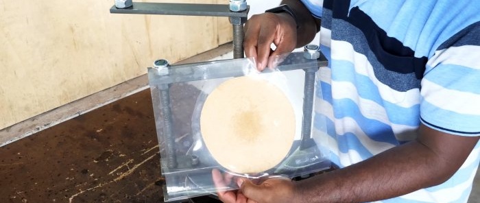 How to make a press for quickly rolling out dough without welding