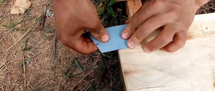 How to make a simple cord clamp from a piece of tin for smooth brick laying