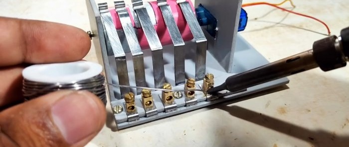 How to make a mechanical garland switch without knowledge of electronics