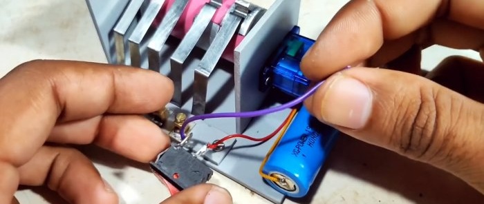 How to make a mechanical garland switch without knowledge of electronics