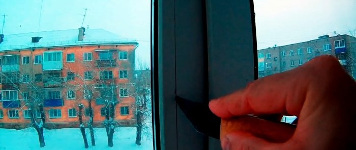 How to remove fogging from a plastic window with your own hands