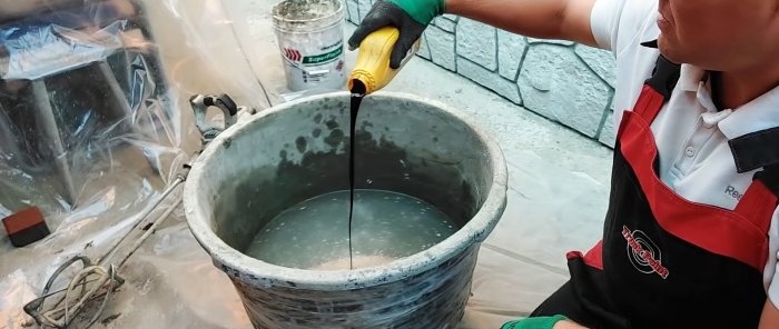 How to mix an obedient and durable cement mortar for finishing a facade in the autumn-spring period