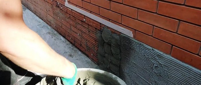 How to mix an obedient and durable cement mortar for finishing a facade in the autumn-spring period