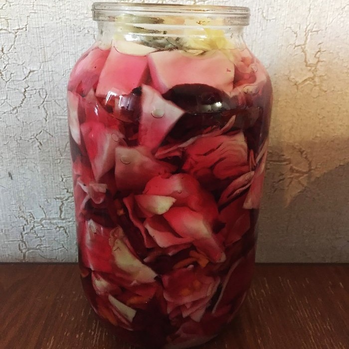 3 types of cabbage in one go, marinated with beets, classic pickled and pickled with berries