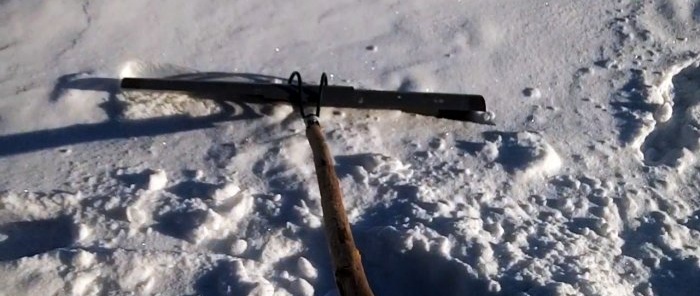 How to make a light rake for quick snow removal