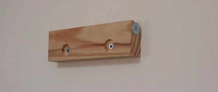 How to Make a Simple Wood TV Wall Mount