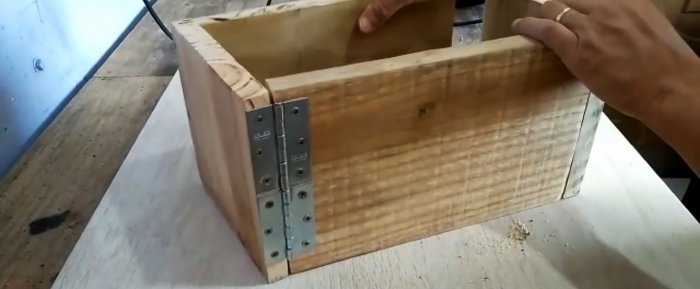 How to make a folding mold out of wood for making blocks