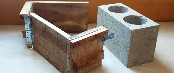 How to make a folding mold out of wood for making blocks