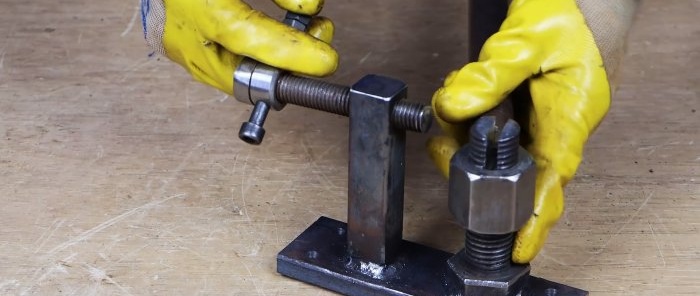 A simple machine for making fasteners with your own hands