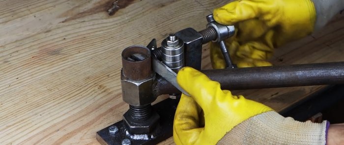 A simple machine for making fasteners with your own hands