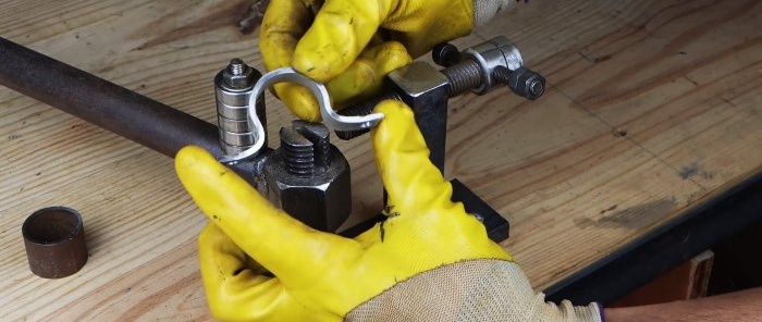 A simple machine for making fasteners with your own hands