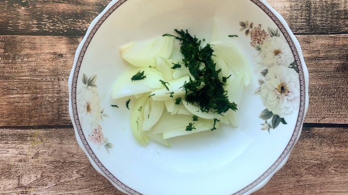 Mackerel in a fragrant marinade - an excellent snack in 2 hours