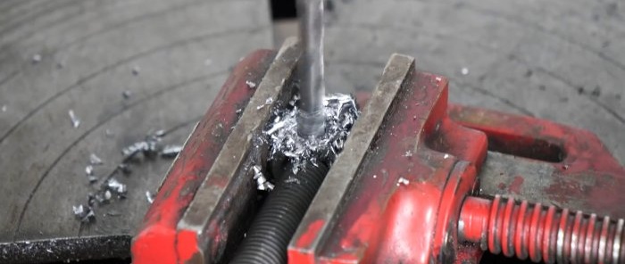 How to cheaply and quickly make a vice from profile remnants without welding