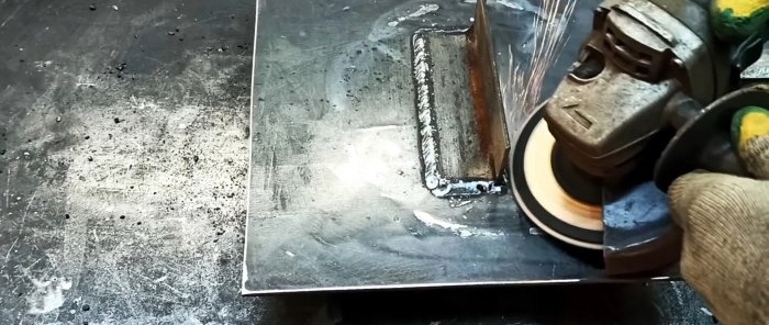 How to make a simple device from scrap metal for quickly bending a pipe into a ring