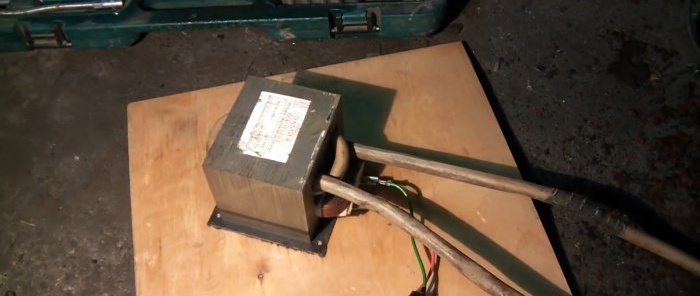 How to use a microwave transformer to unscrew any tightly soured nuts and bolts