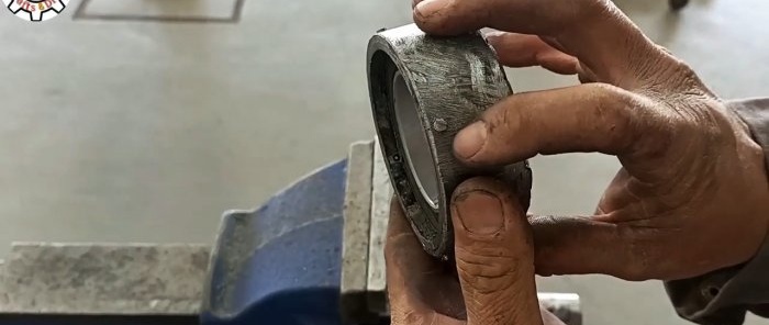 How to make a double bearing housing from available materials