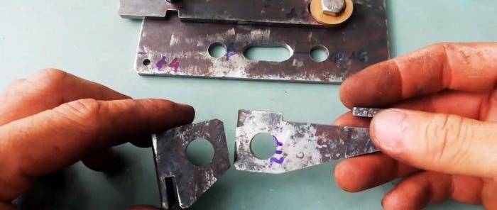 How to make a combination latch with your own hands