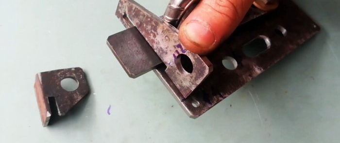 How to make a combination latch with your own hands