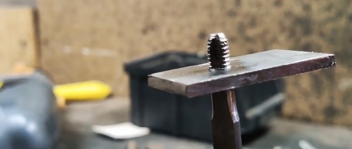 DIY birch bark knife handle