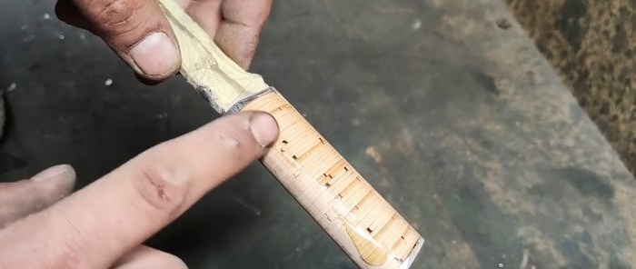 DIY birch bark knife handle