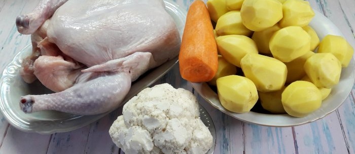 A unique way to prepare golden brown chicken with vegetables