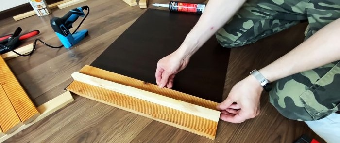 How to make a floating computer desk