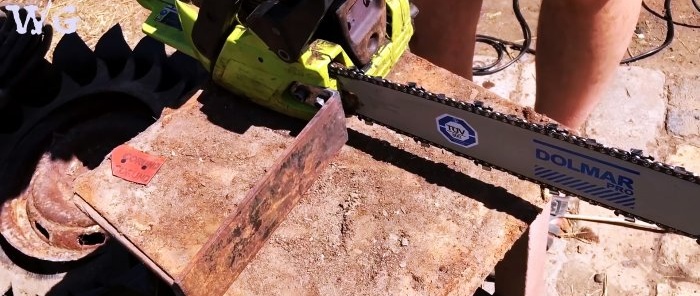 How to make a basic device for cutting logs into boards with a chainsaw