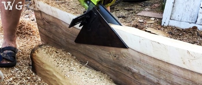 How to make a basic device for cutting logs into boards with a chainsaw