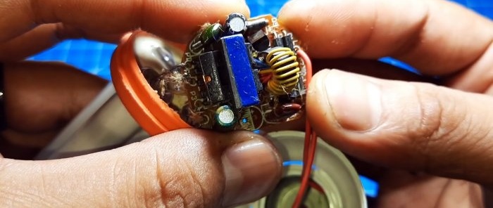 The simplest converter of 4 parts from 1.5 to 220 V