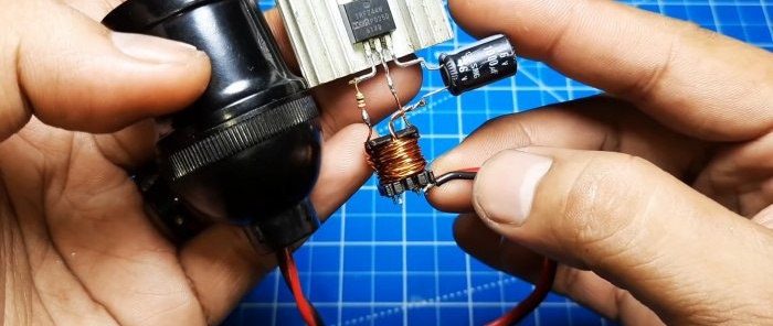 The simplest converter of 4 parts from 1.5 to 220 V