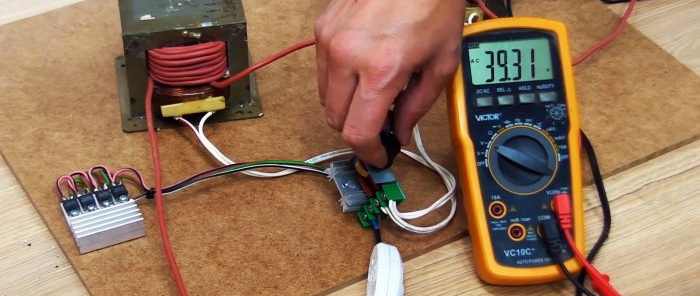 Homemade welding machine from microwave transformers with current control