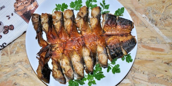 Mackerel in soy marinade in the oven