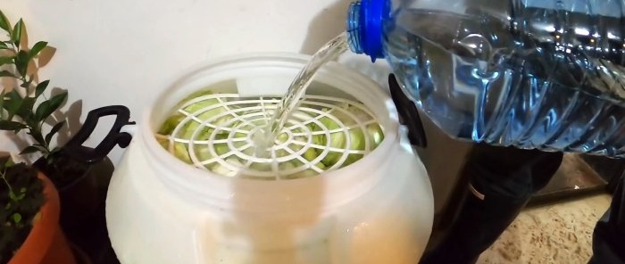 A new way to ferment large quantities of cabbage using a drill