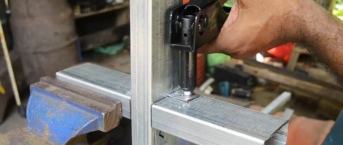 5 ways to connect profile pipes without welding