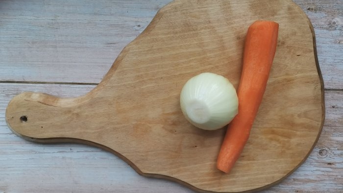 Anti-Covid Chicken Broth with Ginger and Garlic