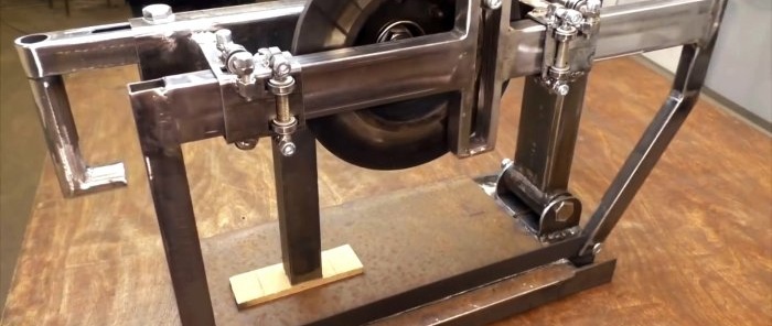 DIY electromechanical hacksaw based on a car hub