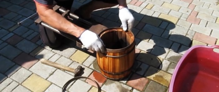 How to make a barrel from an old log