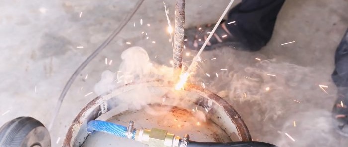 How to make a sandblaster from a small gas cylinder