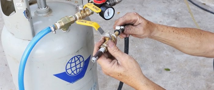 How to make a sandblaster from a small gas cylinder